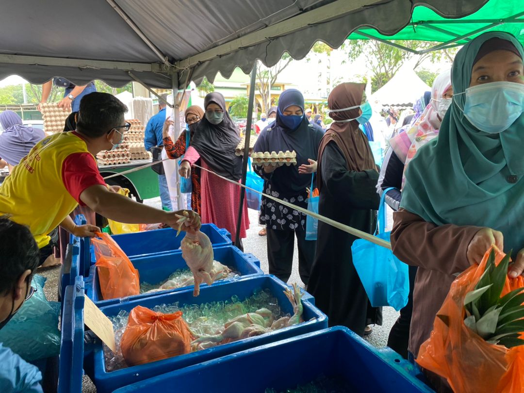 Aidilfitri: KPDNHEP teliti semula senarai barangan skim harga maksimum