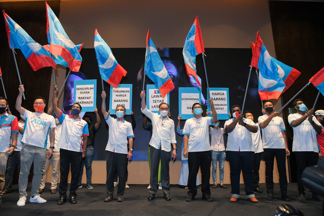Johor polls: Maszlee named PKR candidate for Layang-Layang