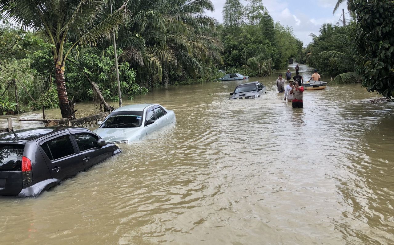 Banjir: Jumlah mangsa banjir di Terengganu meningkat, Kelantan menurun