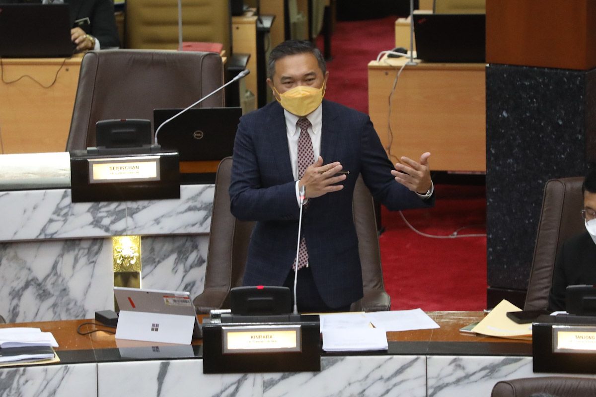 613 சட்டவிரோதத் துணை தொலைத்தொடர்பு கோபுரங்கள் மீது அமலாக்க நடவடிக்கை