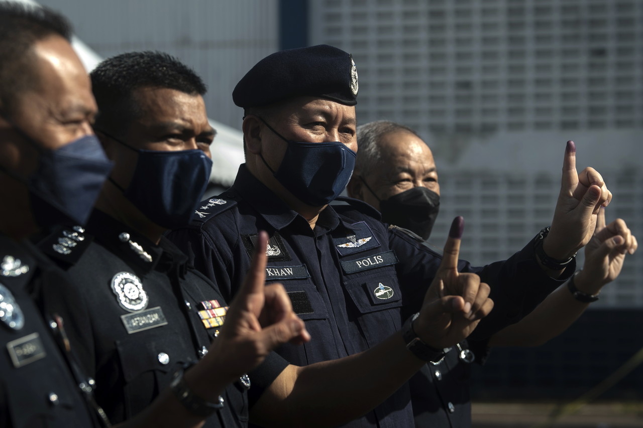 SPR: 87 peratus pengundi awal tunai tanggungjawab hari ini