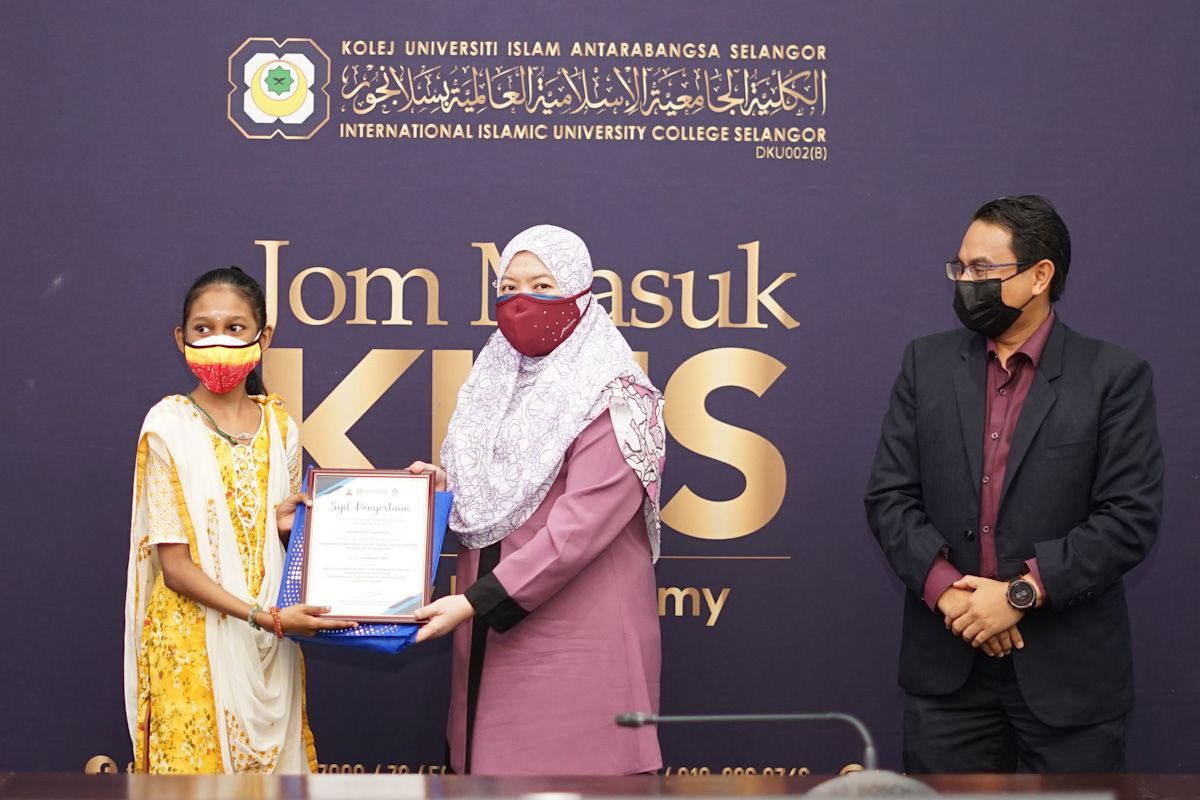 Kuis: Dana RM95,030 Kerajaan Negeri bantu pelajar B40 kuasai dunia digital