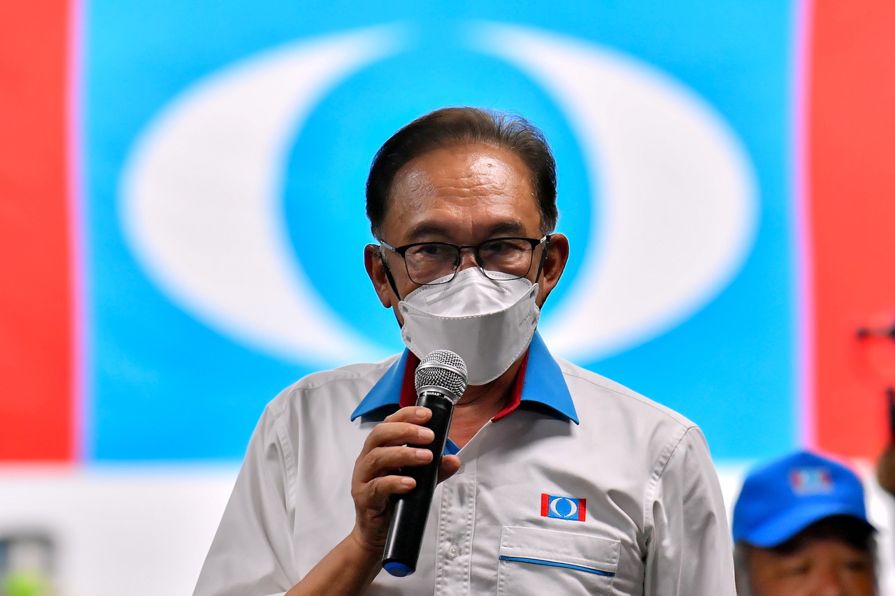 Anwar Ibrahim wins uncontested, retains PKR presidency