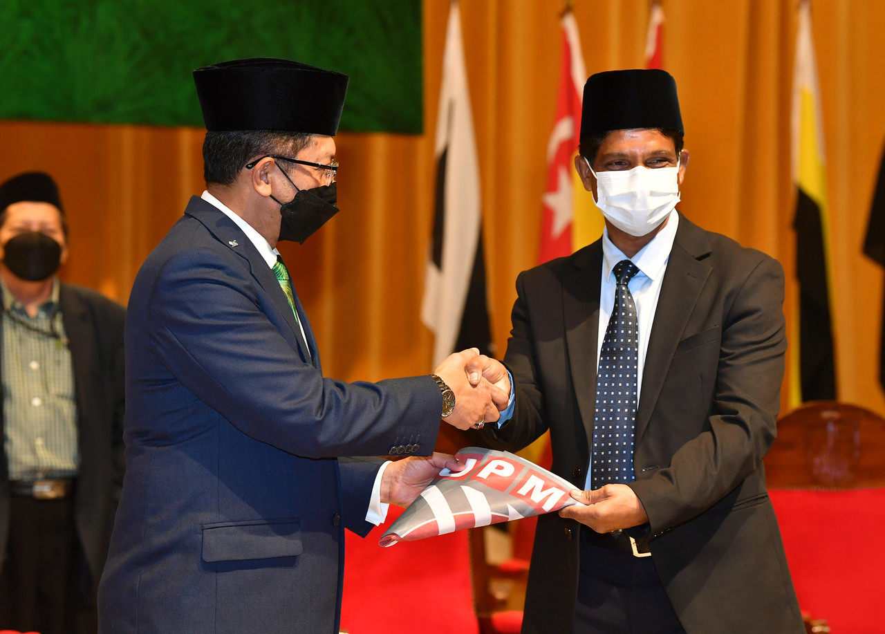 Alumni UPM bakal kibar bendera universiti di puncak Everest