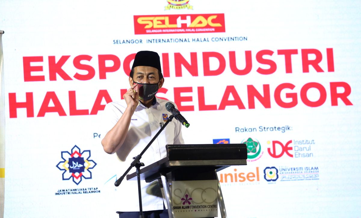 இலக்கைத்  தாண்டி,  ஹலால்  வணிக  மாநாடு  RM3.7  கோடிக்கும்  அதிகமான  ஆடர்களை  பெற்றது.