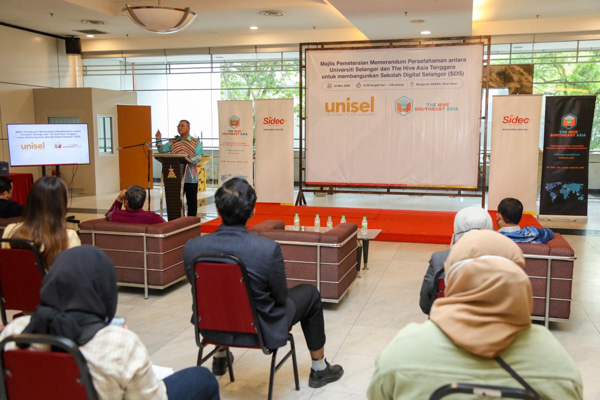 MB: Digital school grads have opportunity for careers abroad