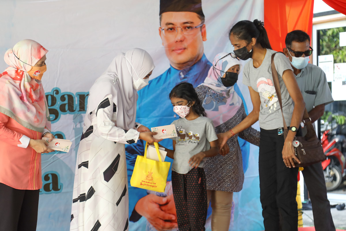 Pekawanis agih dana RM235,000 bantuan kembali ke sekolah