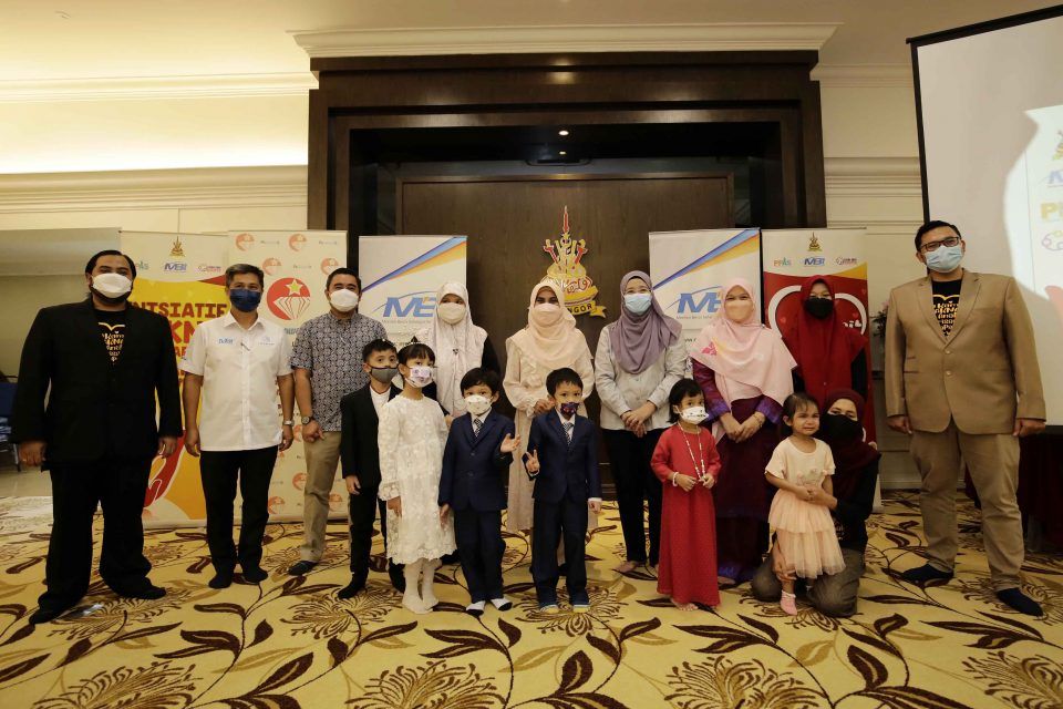 Pekawanis: Initiative for frontliners' children proof of Selangor residents' unity