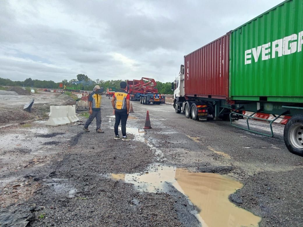 雪州议会通过动议促中央  每年拨1亿修巴生港口烂路