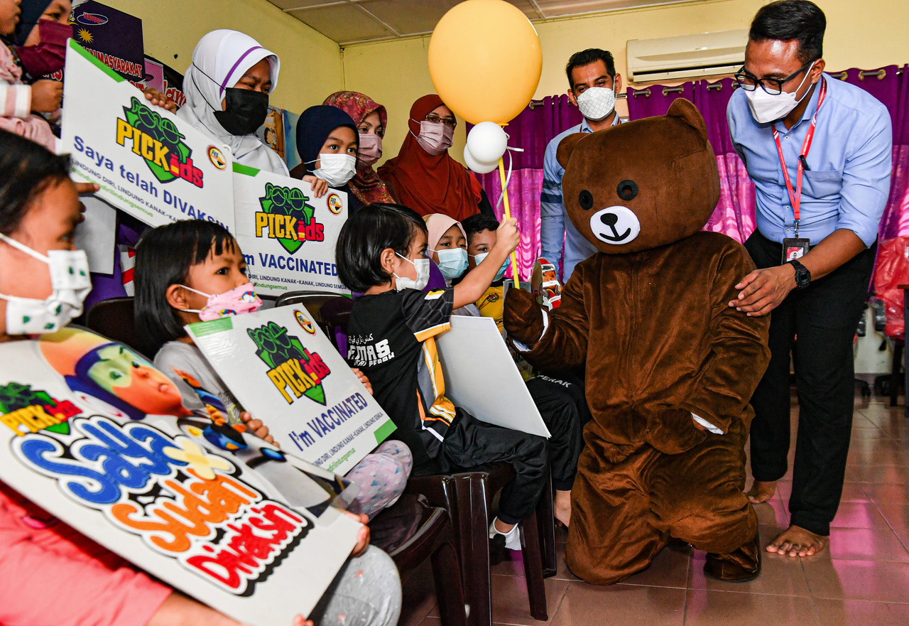 KKM tidak cadang lanjut program vaksin kanak-kanak