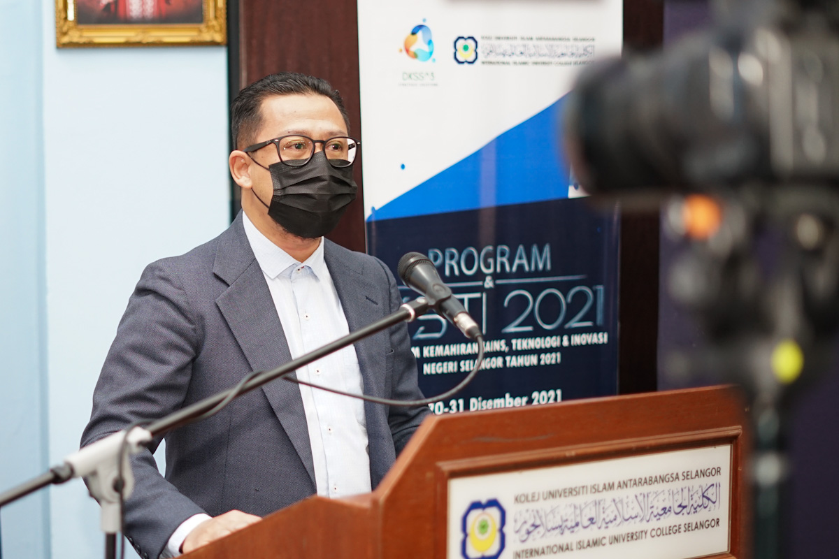 Kuis: Kaedah hibrid laksana program kemahiran sains untuk pelajar B40