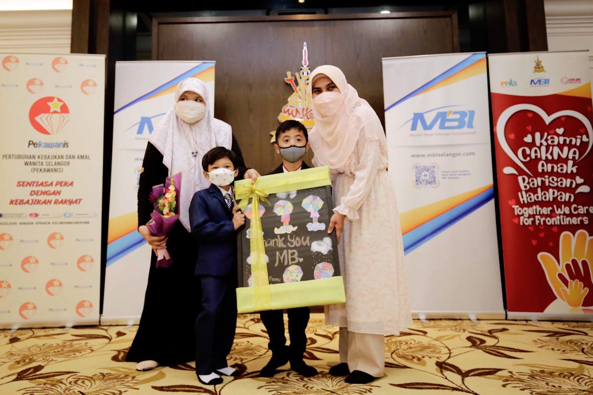 Pekawanis bimbing usahawan wanita jana pendapatan