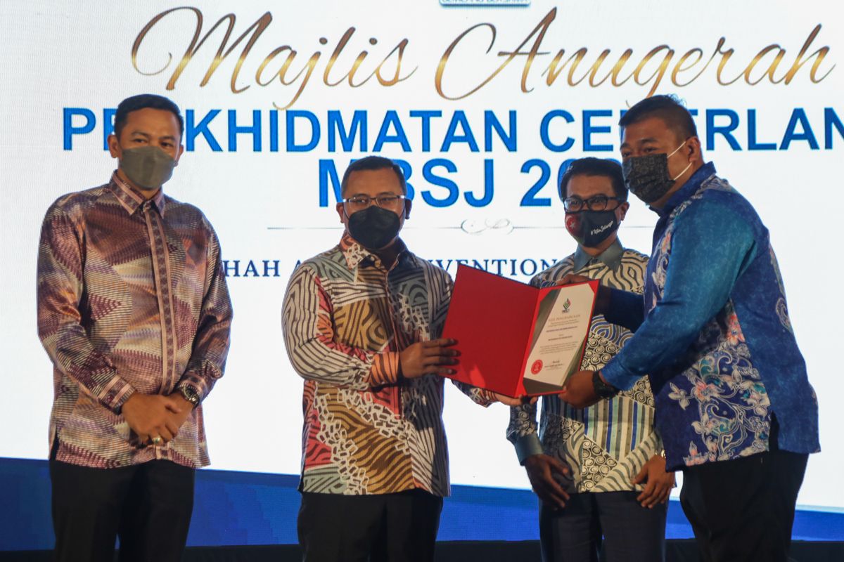 MB: Penjawat awam perlu miliki sifat tahan uji, sentiasa bersedia