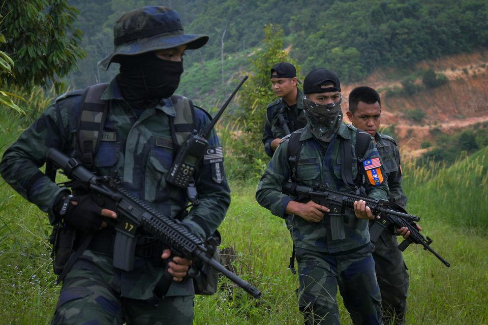 巴东勿刹及朱宾建筑物与灯火 成为缅甸人潜入我国指引