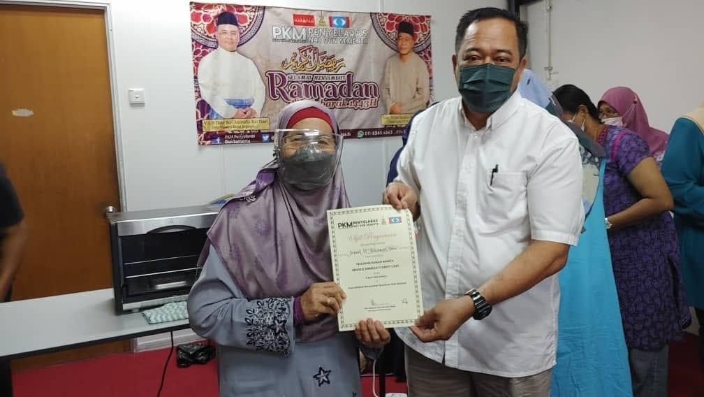 கிள்ளான் செமெந்தா தொகுதி  வாழ்  மக்களுக்கு 750 ஹரி ராயா பெருநாள் ஷாப்பிங் பற்றுச் சீட்டுகள்