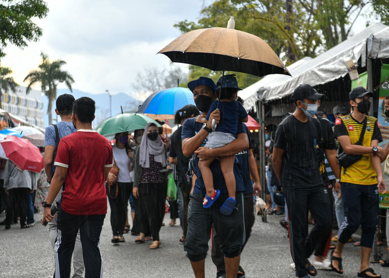 Jangkitan Covid-19: Jangan bawa anak kecil ke bazar Ramadan, segera dapatkan vaksin