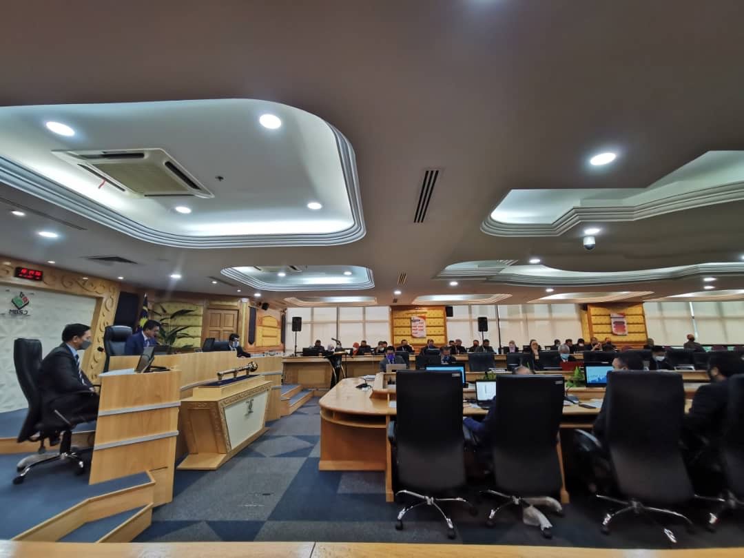 梳邦再也市政厅委外包公司  捕捉流浪狗预防狂犬病