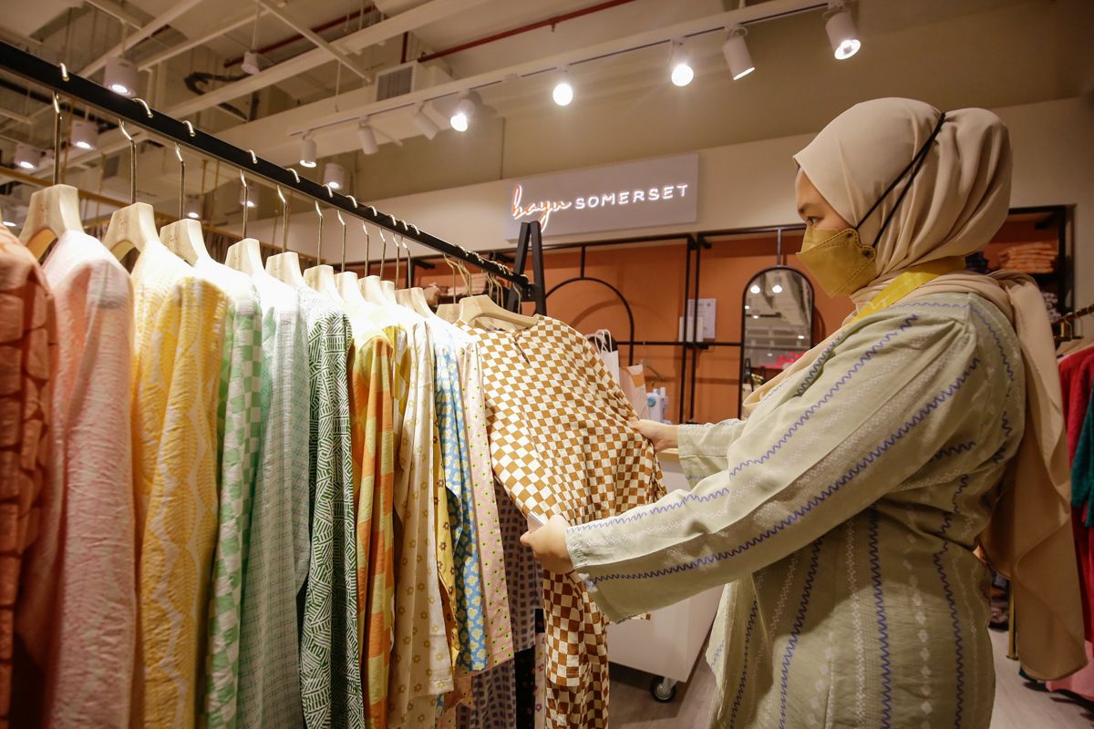 Usahawan pakaian teruja dapat pasarkan produk di pusat beli-belah