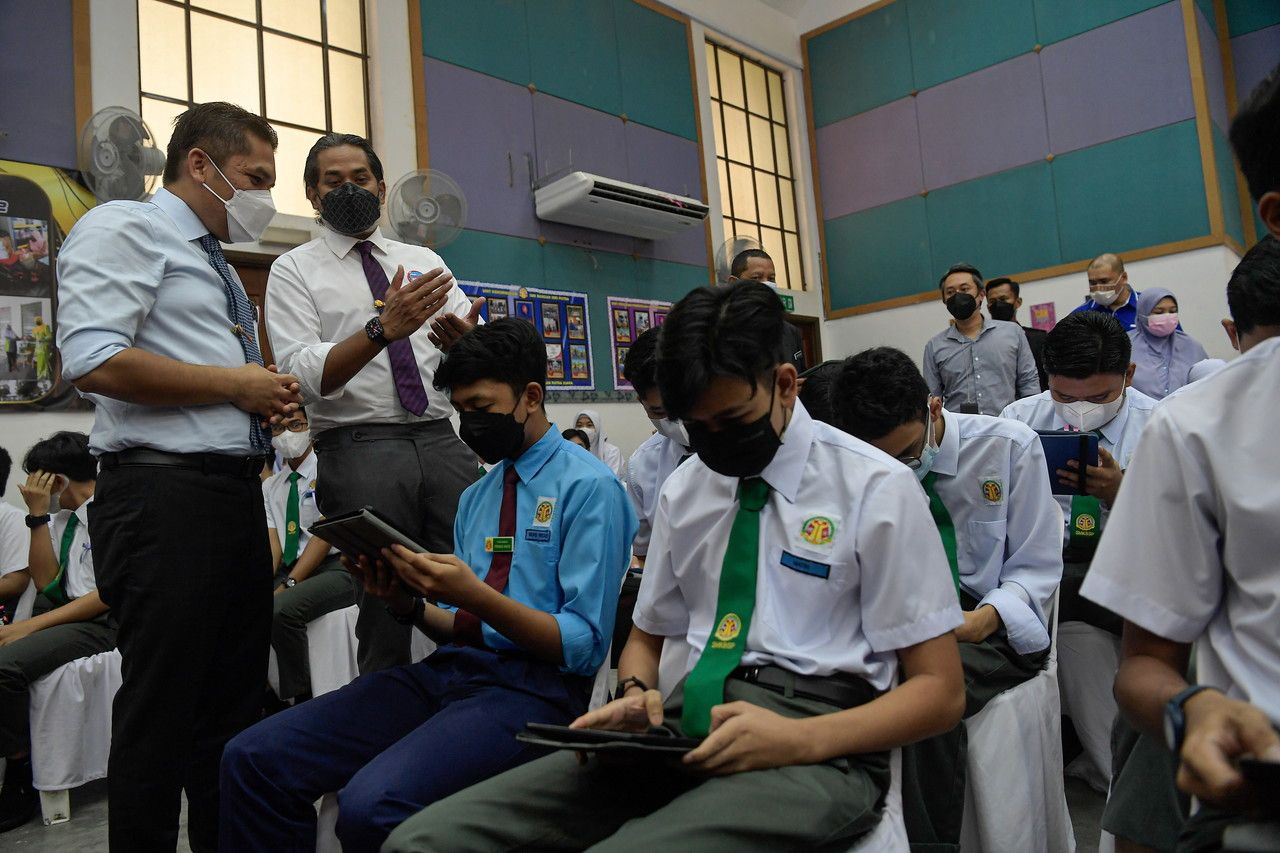 Education Ministry to issue guidelines to teachers on uploading teaching sessions on social media