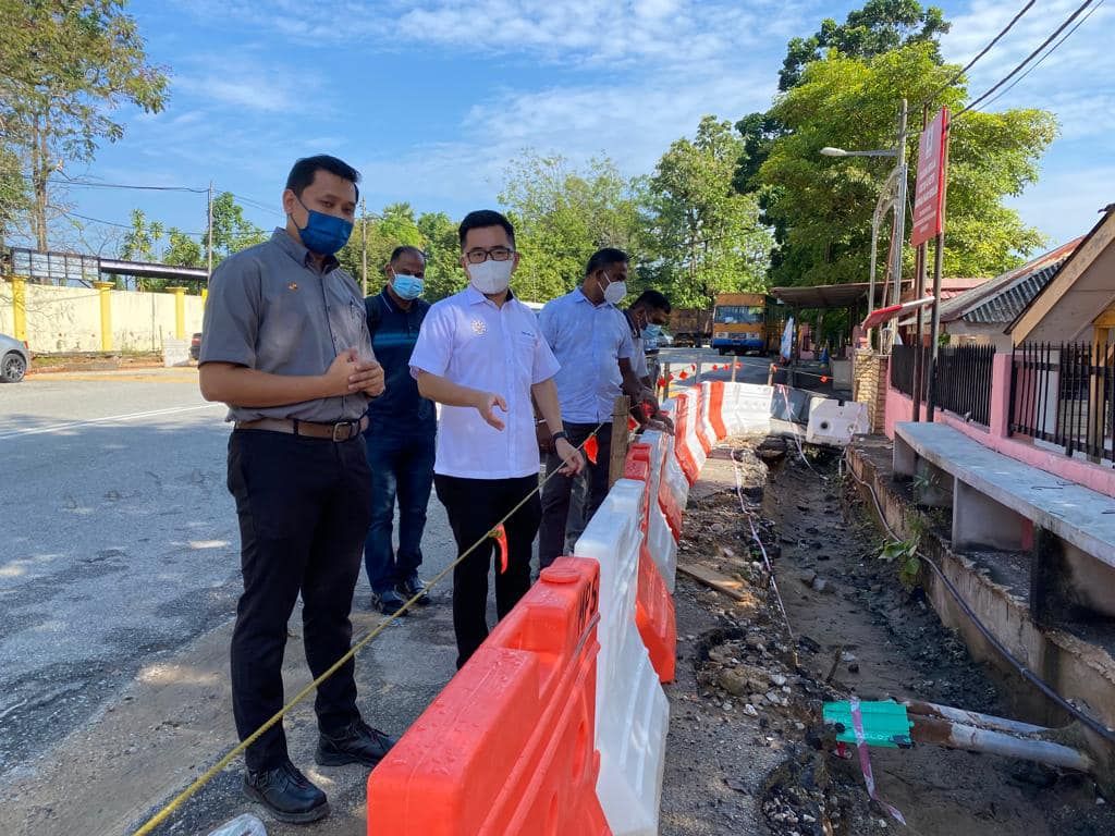 万挠嘉岭2学校水沟提升工程 预计6月复工