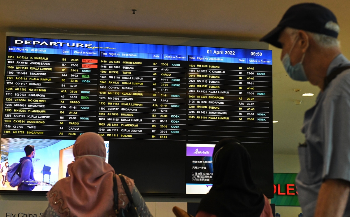 Malaysia records over 250,000 travellers arriving, leaving country since April 1