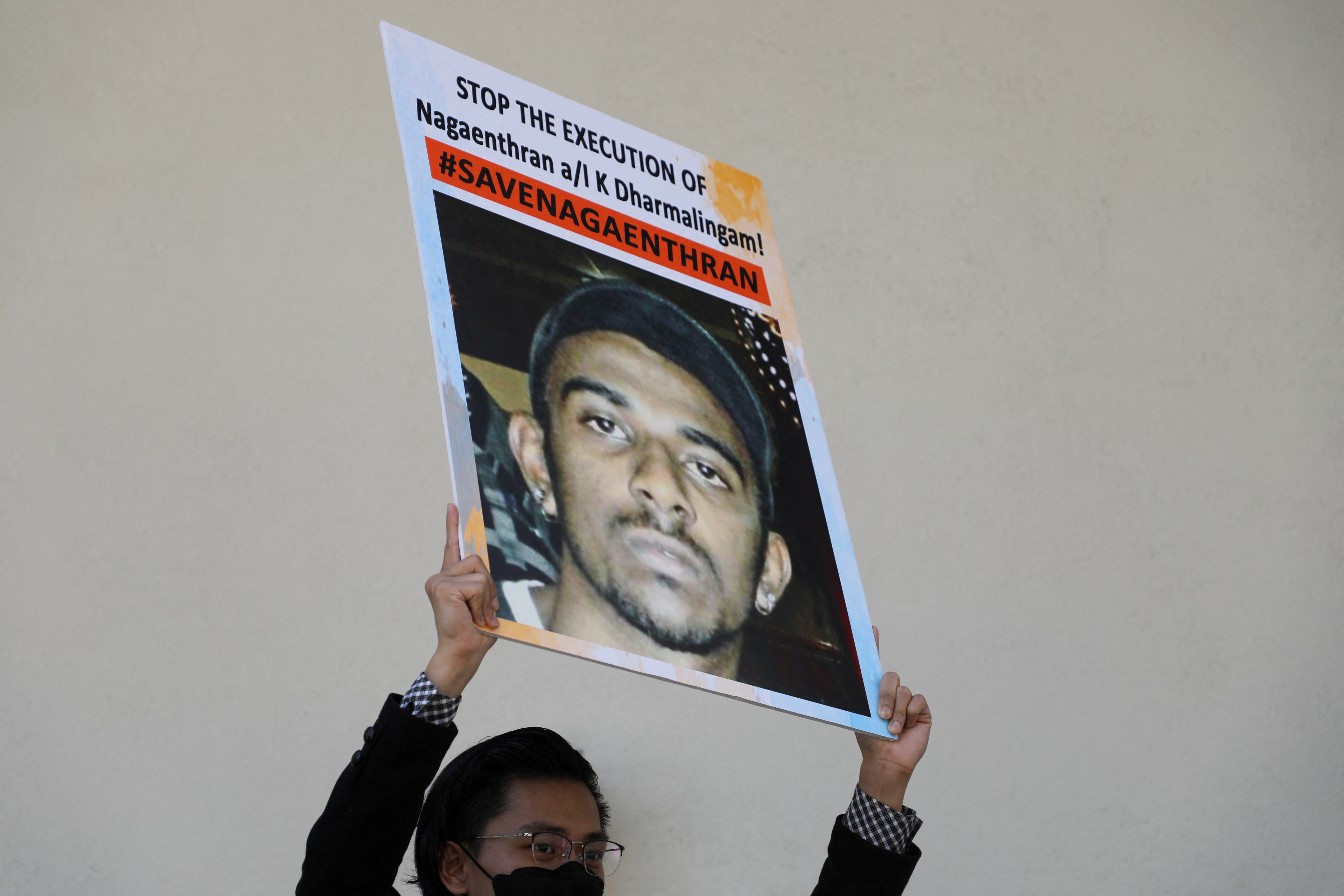 Facing international criticism, Singapore defends Malaysian's execution