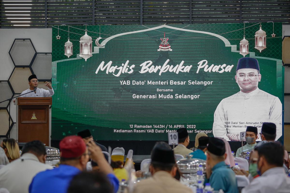 Join associations, help Selangor develop state policies, MB tells youths