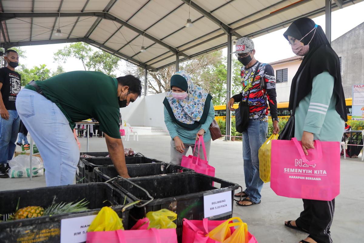 Program jualan murah mudahkan penduduk beli barang keperluan harian