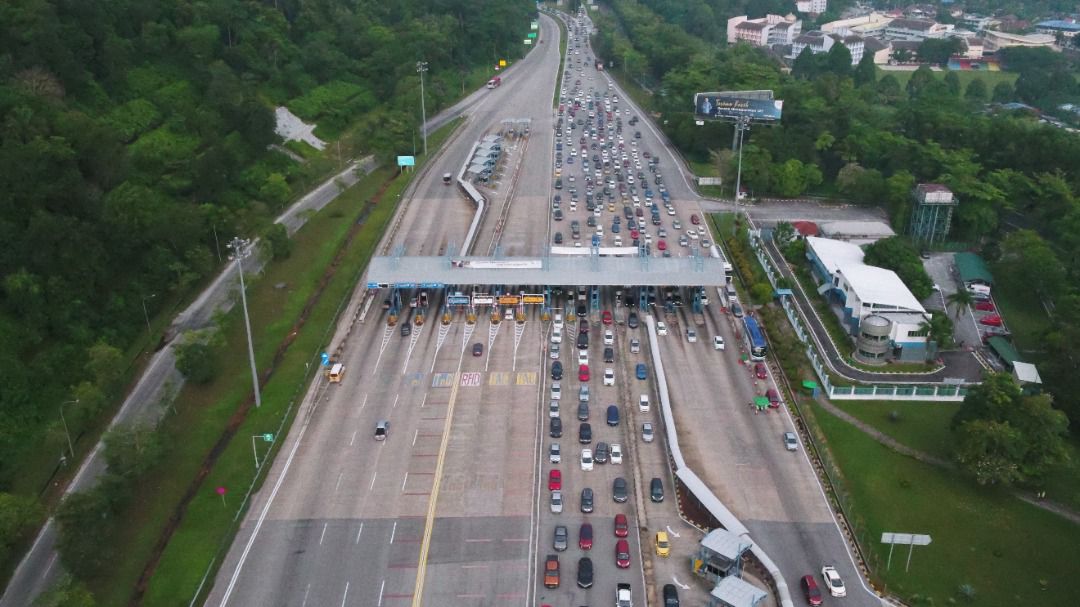 Lebuhraya Kuala Lumpur-Karak sesak 33 kilometer