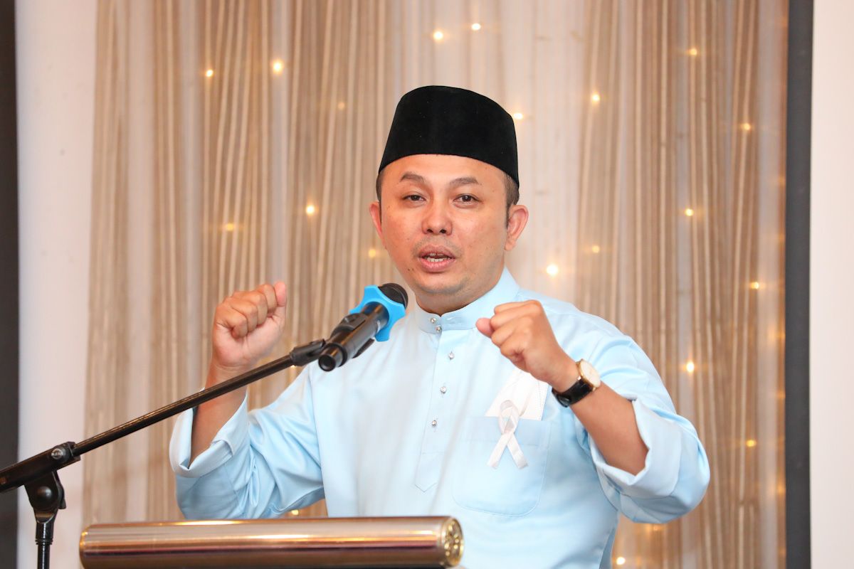 ஜெனராசி கெஅடிலான் நோன்புப் பெருநாள் உபசரிப்பில் கட்சியின் முன்னாள் தலைவர்கள் கௌரவிக்கப்பட்டனர்