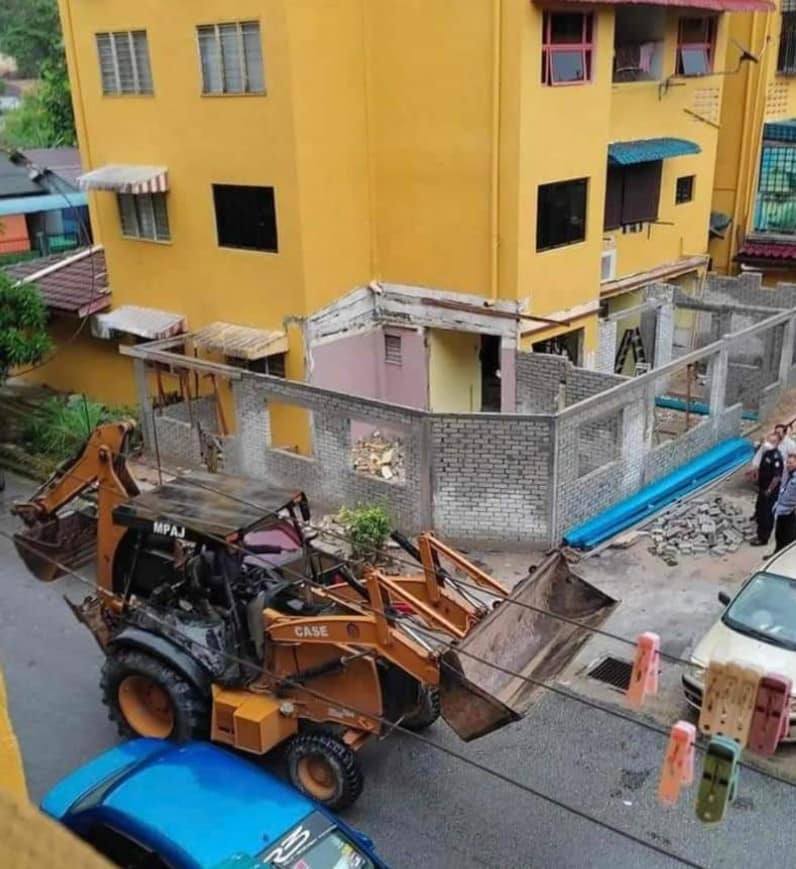 Illegal flat add-ons torn down by MPAJ