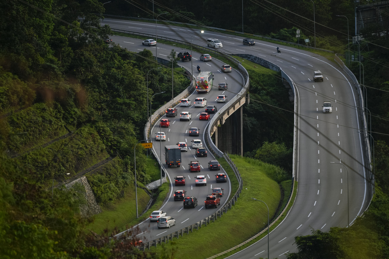 Aidilfitri: Over three mln vehicles expected to use KLK, LPT1