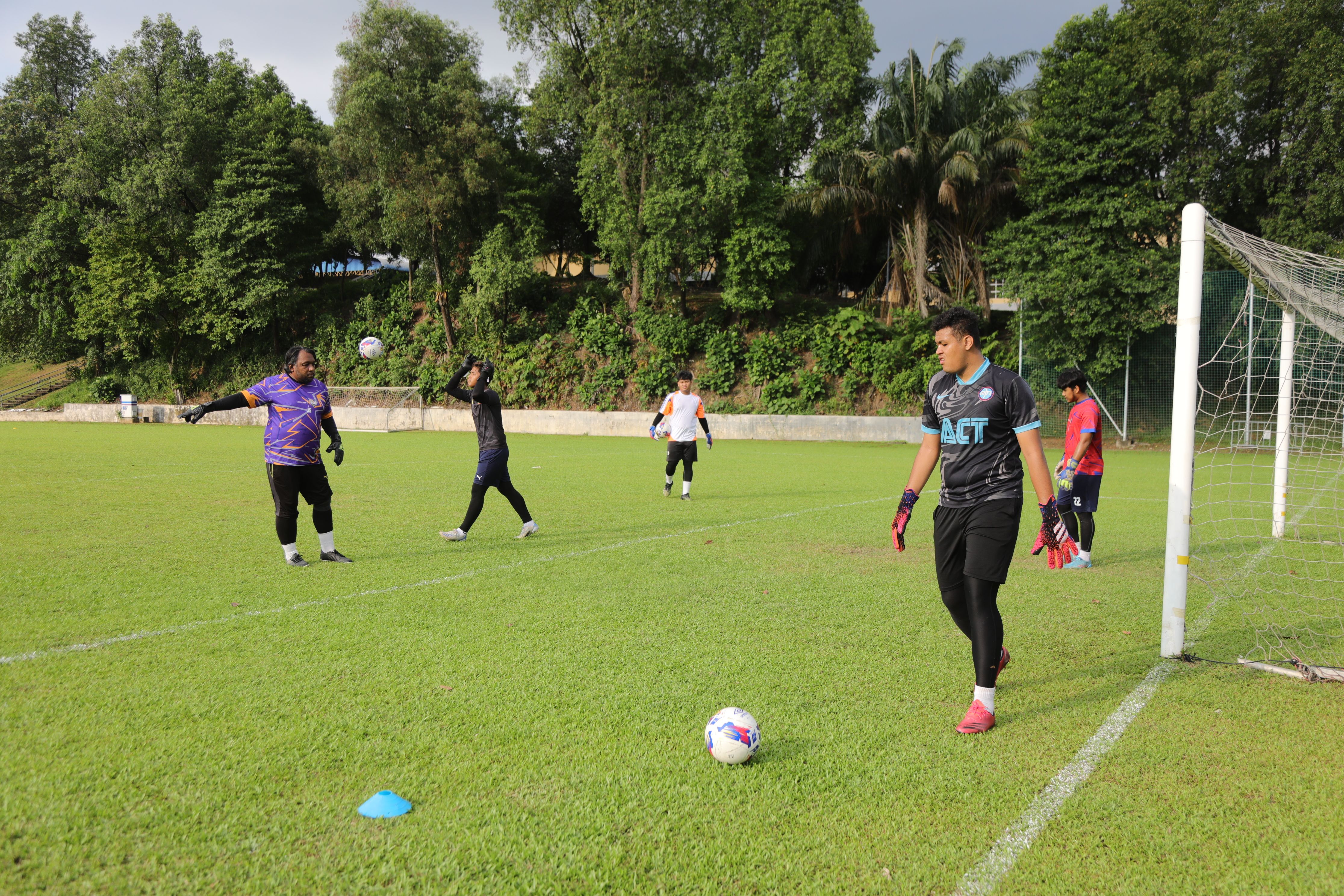 Jamsari keluar ‘guaʼ asah bakat baharu penjaga gol