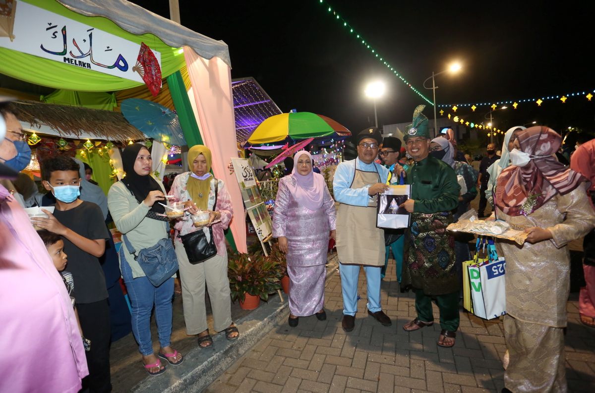 நோன்புப் பெருநாளை முன்னிட்டு லாமான் புடாயாவில் இன்று இசை நீரூற்று நிகழ்வு