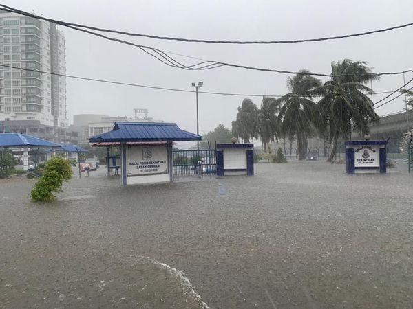 适耕庄闪电水灾 玛拉技术中心一男生不慎触电受伤