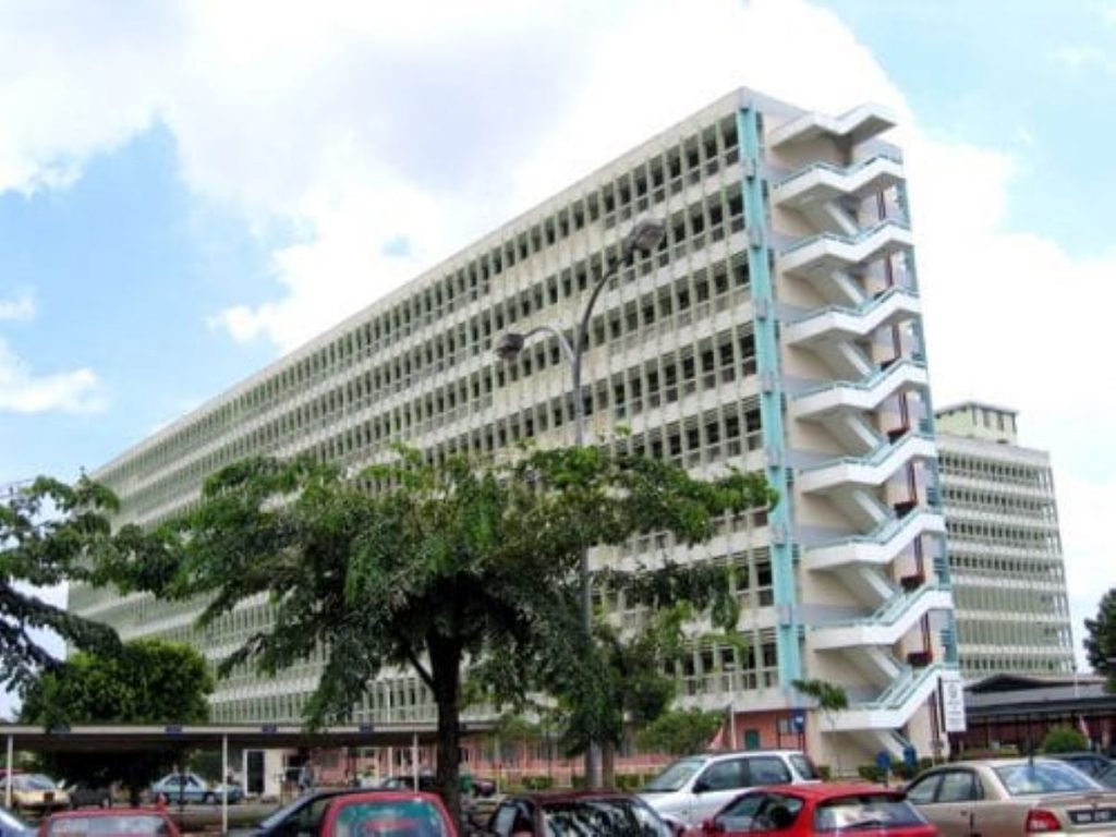 HTAR to probe claim of guidewire left in patient’s blood vessel