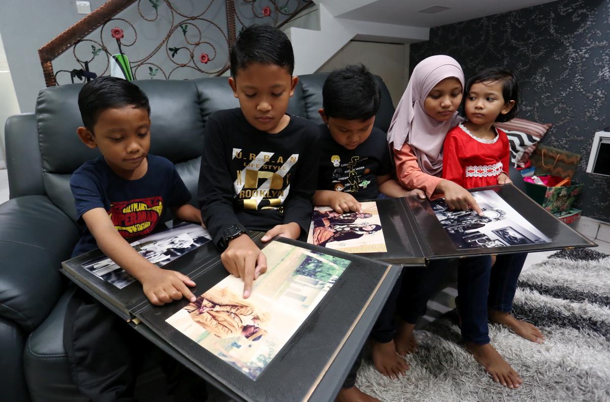 Piatu akibat Covid-19, lima beradik sayu ingati memori Ramadan