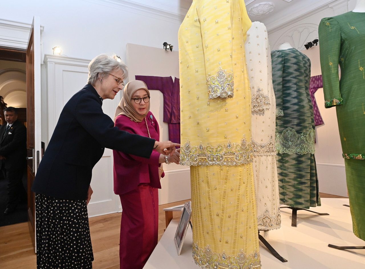 Queen graces Prisons Department creative awards ceremony