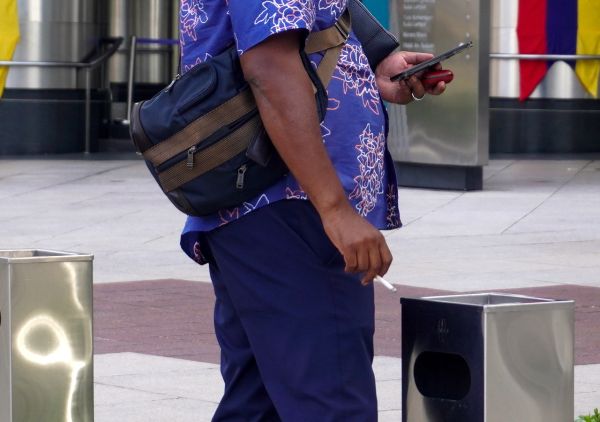 禁烟草产品展示品牌 卫生部探讨禁令建议