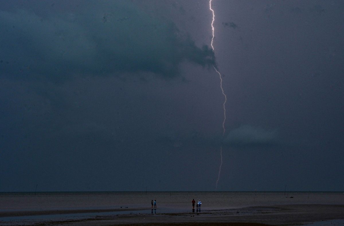 மலேசியா தின விடுமுறையின் போது சிலாங்கூர் உட்பட ஐந்து மாநிலங்களில் இடியுடன் கூடிய மழை பெய்யும் என்று கணிக்கப்பட்டுள்ளது