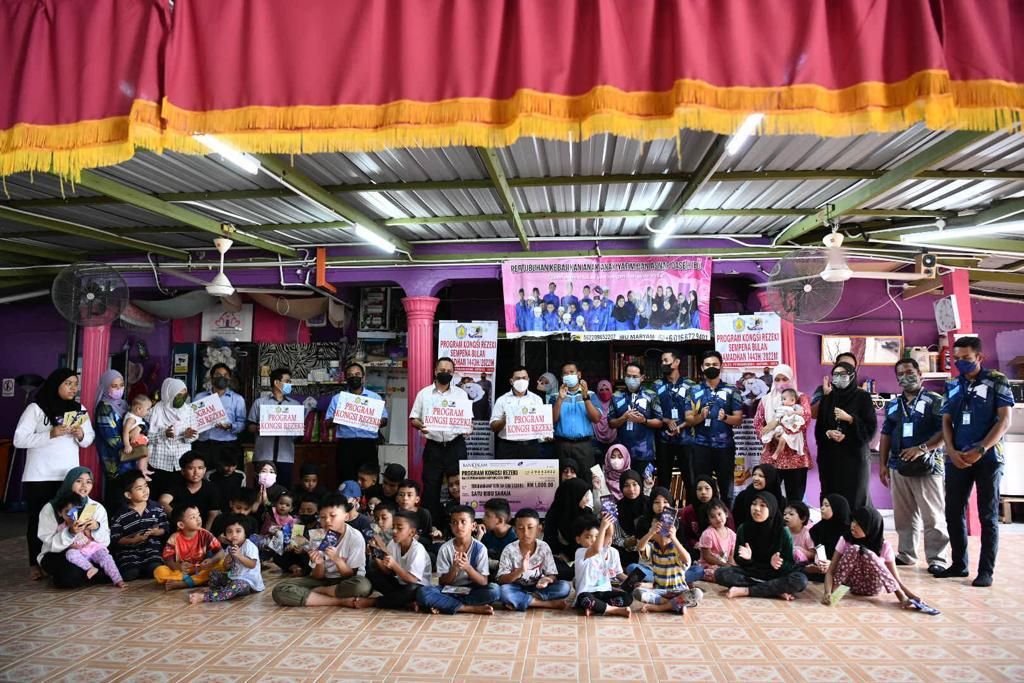 MPAJ distributes Aidilfitri donations to six welfare centres, orphanages