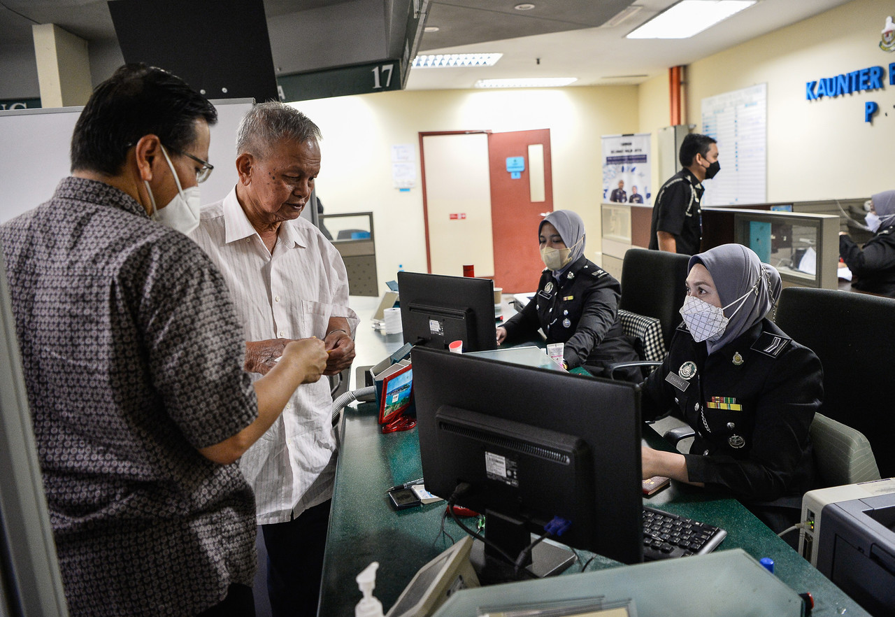 Elak kesesakan, operasi kaunter imigresen dilanjut hingga 10 malam selama tiga bulan