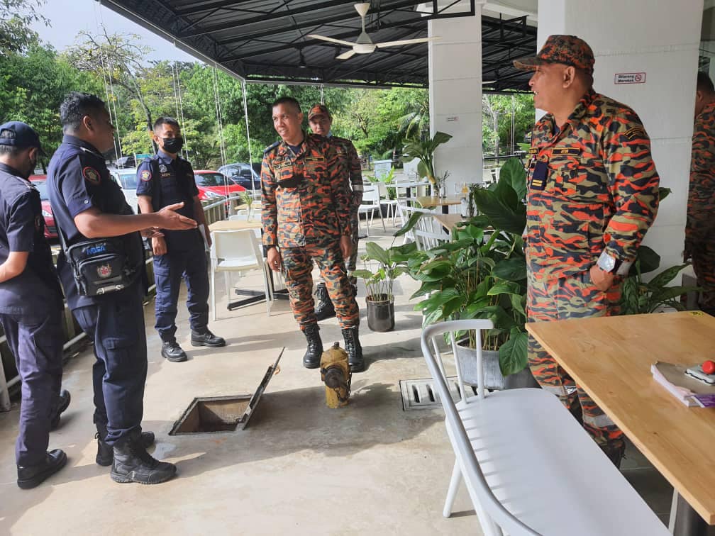 MBSA kompaun restoran simen sebahagian pili bomba