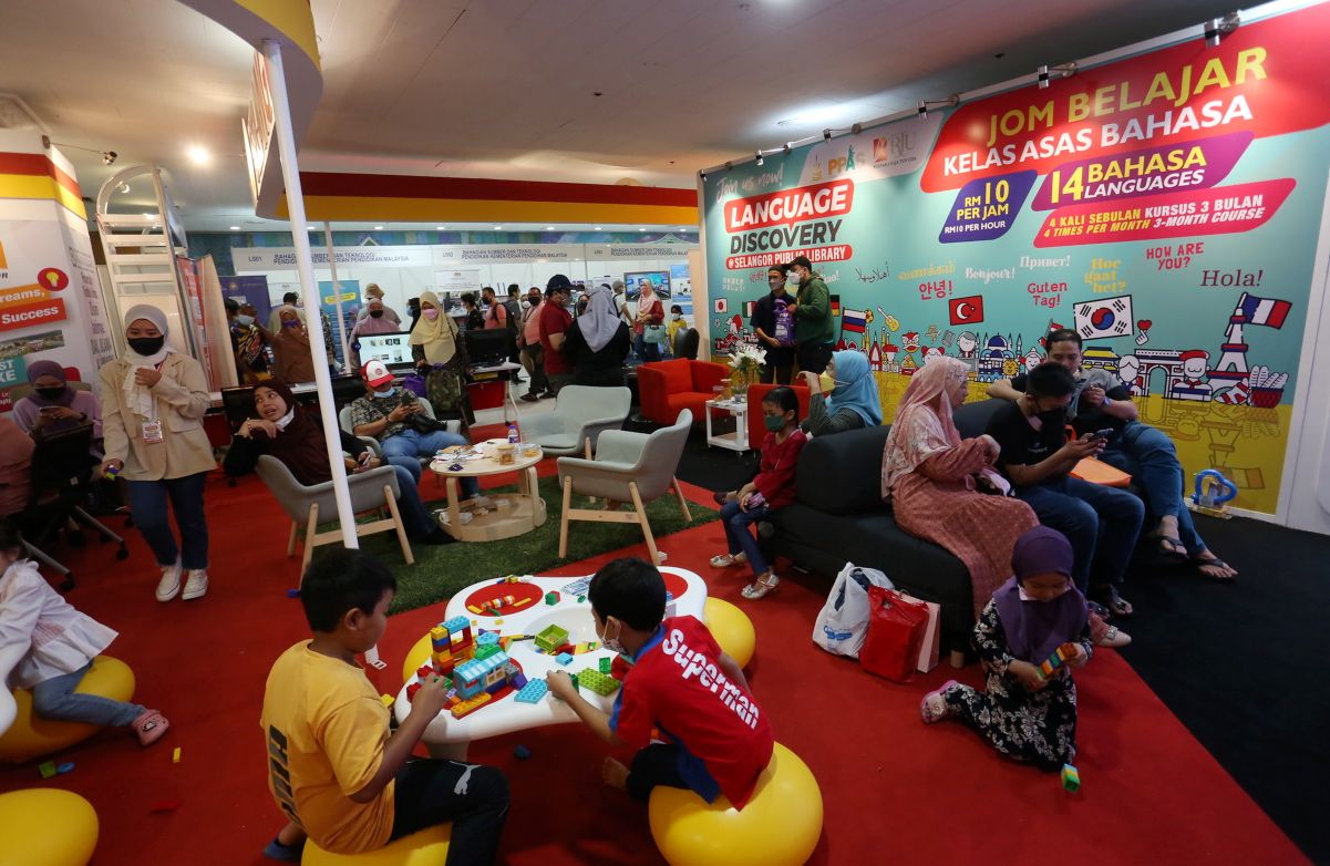 配合隆市国际书展 雪州推广助贷学金计划