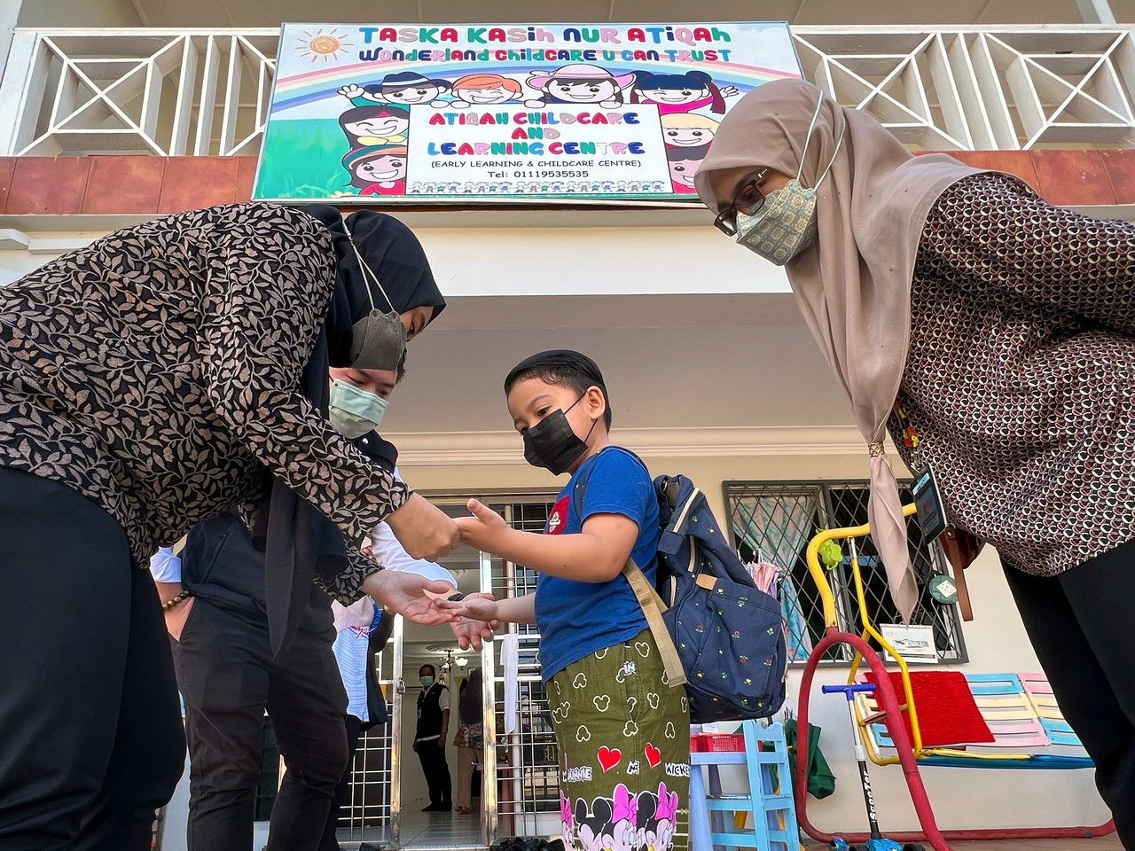 全国累计10.6万宗病例 手足口症按周下降19.3%