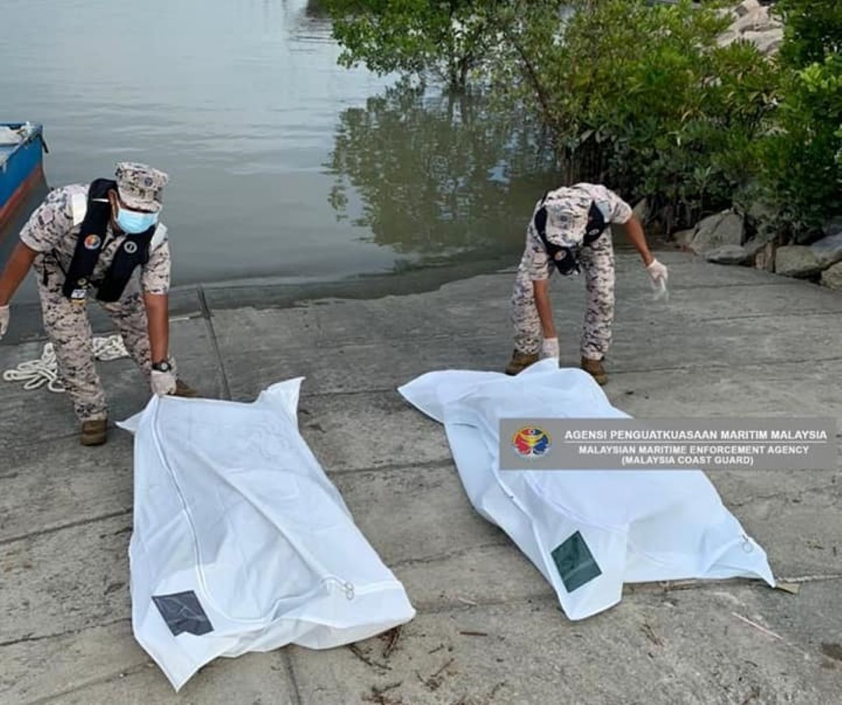 பூலாவ் இண்டா கடல் பகுதியில் அடையாளம் தெரியாத இரு ஆடவர்களின் உடல்கள் மீட்பு