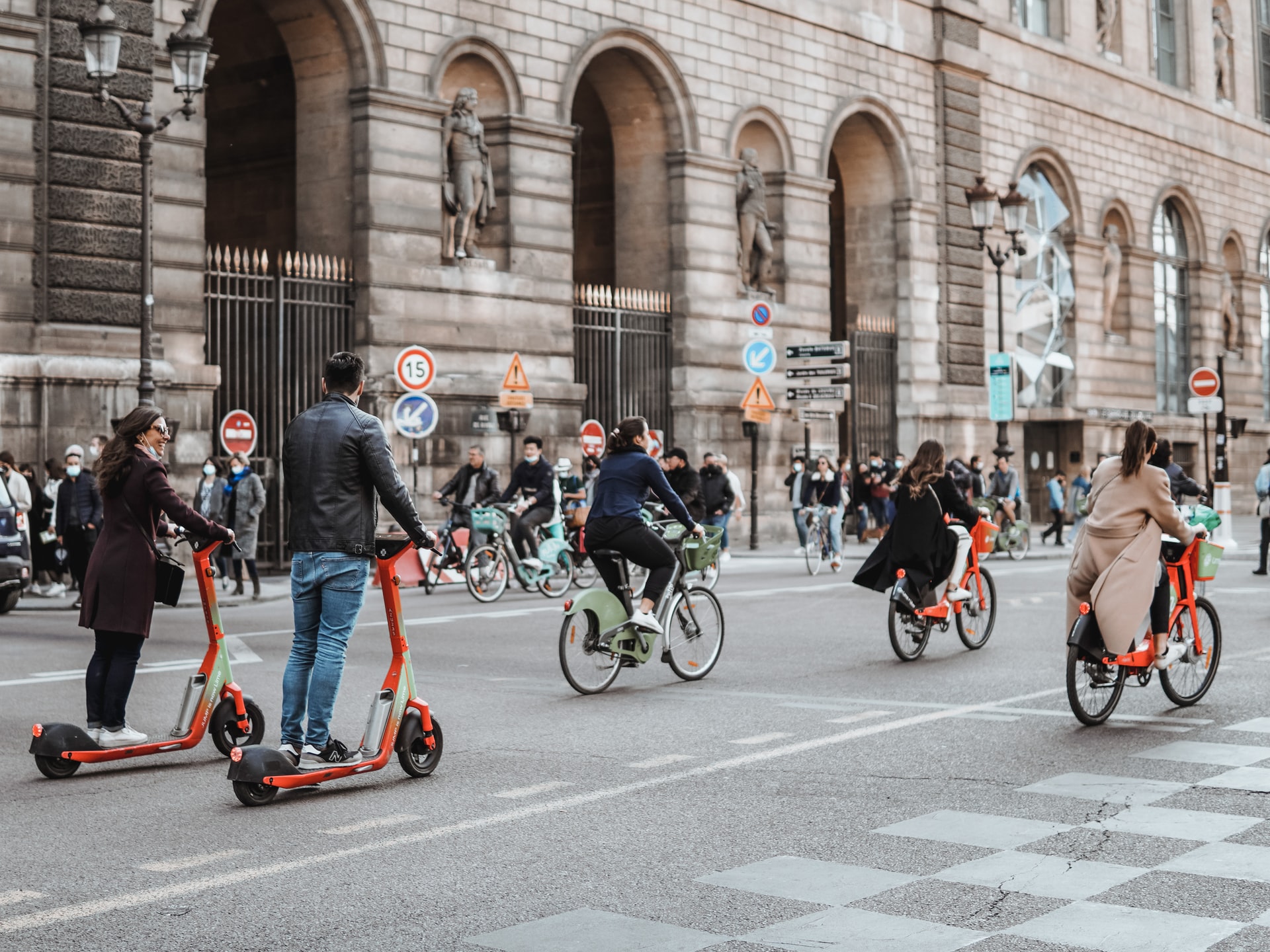 Speed limit of 25 km/h being considered for use of micro-mobility vehicles