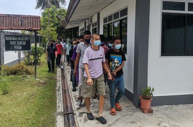 Lelaki bunuh, kerat badan ibu 15 bahagian didakwa