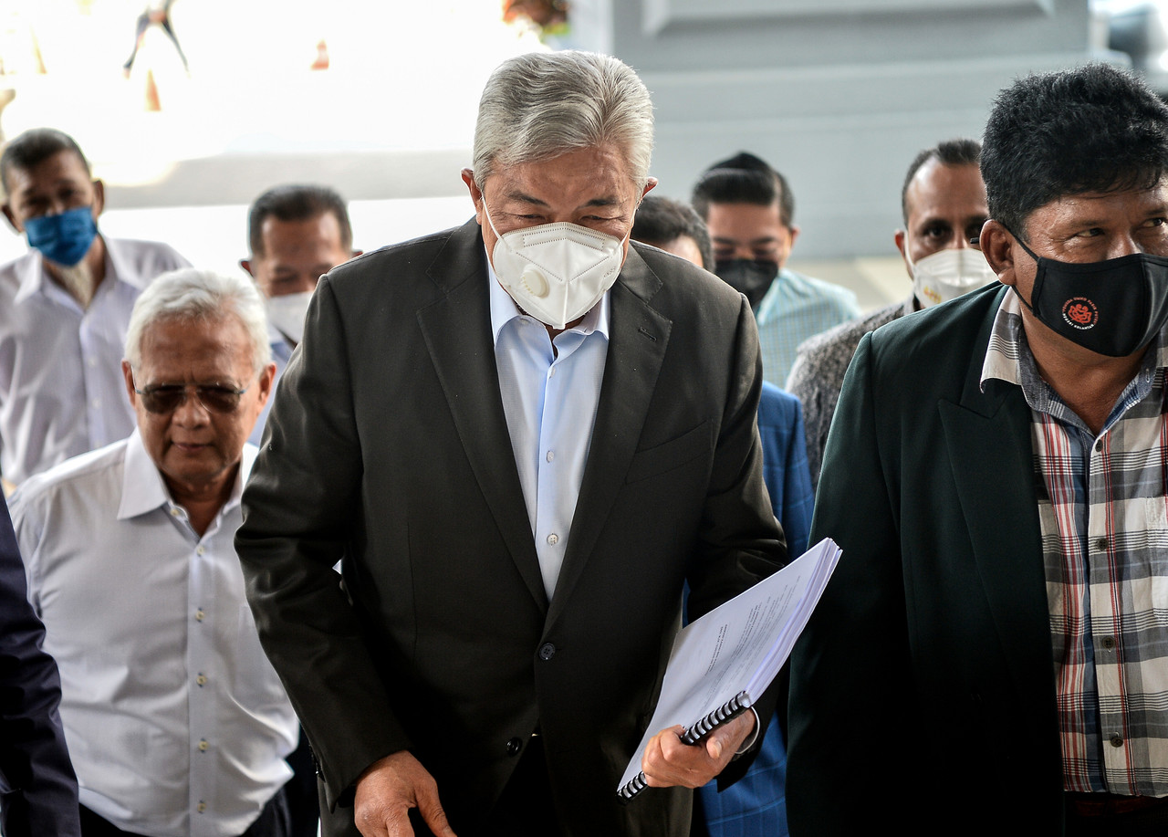 MACC opens investigation on politicians mentioned in Ahmad Zahid's trial