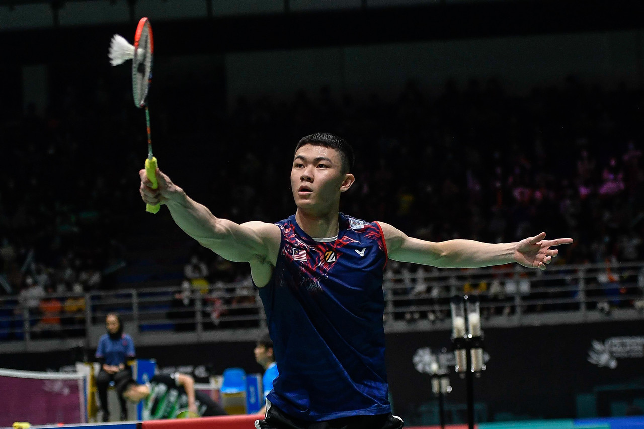 Zii Jia shown the exit in India Open by Shi Feng of China